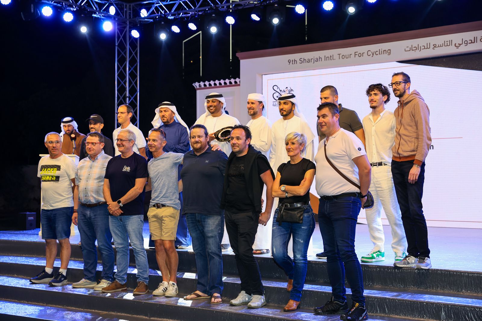 L’équipe technique de CFM sur scène lors de la présentation du Tour de Sharjah 2024
